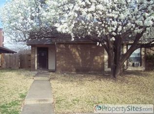 3047 Oak Ridge Pl, Grand Prairie, TX 75052