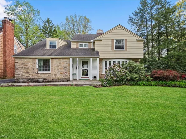 21012 Halburton Rd, Beachwood, OH 44122