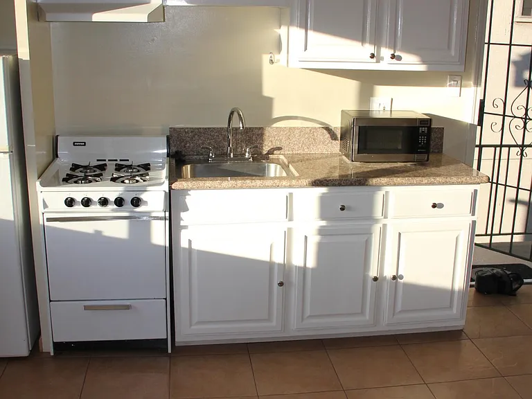 10054 Culver Blvd #P — Photo 4