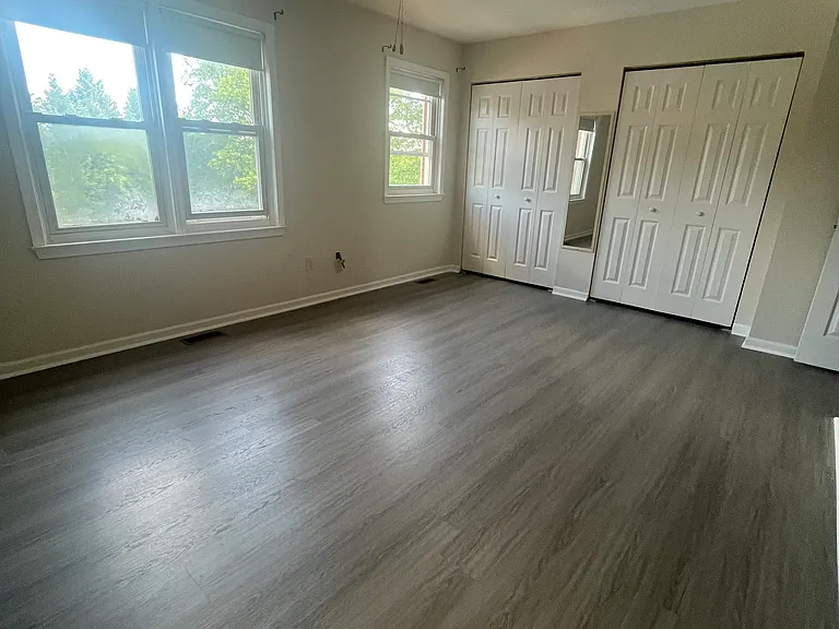 309 Patricia Cir — Photo 10