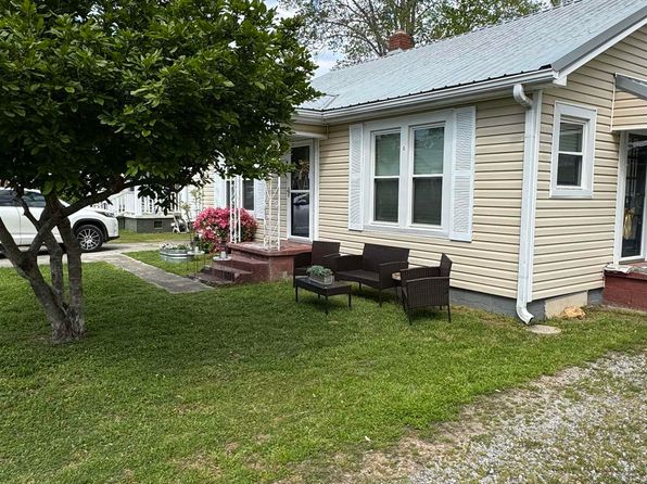 517 S Houston St, Scottsboro, AL 35768