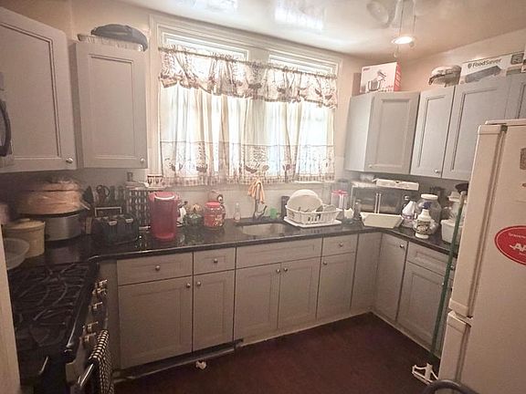4th image of 252 W Nedro Ave
