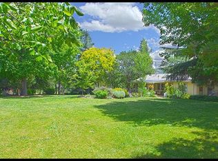 4044 Dark Hollow Rd, Medford, OR 97501