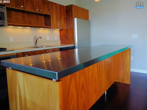1926 W Burnside St Unit 202, Portland, OR 97209