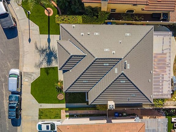 5th image of 7635 Coldwater Canyon Ct