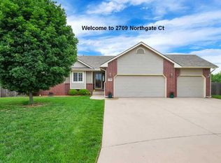 2709 N Northgate Ct, Augusta, KS 67010