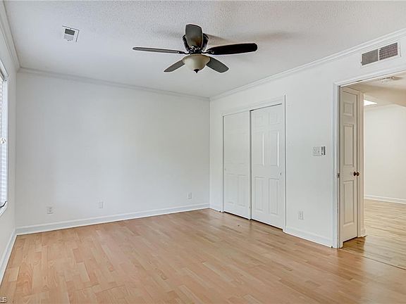 3rd image of 405G Fulton St #G