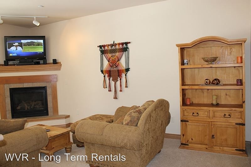 1st image of 846 Blue River Pkwy Unit C7