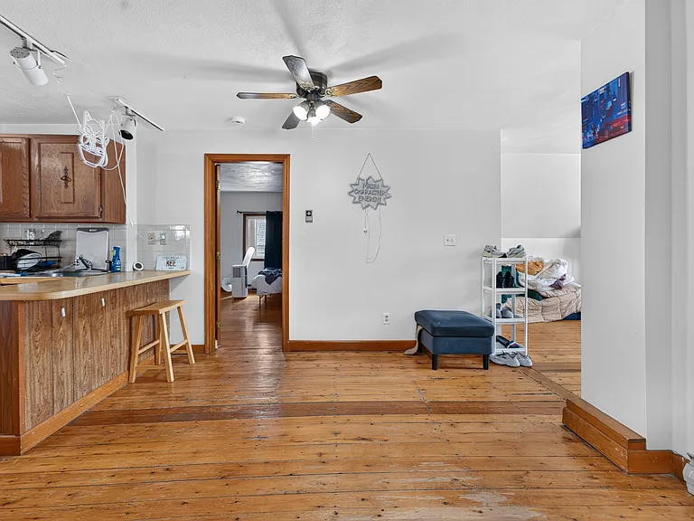 49 Newbern Ave #3 — Photo 8