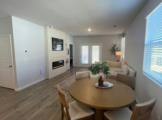 2370 Quinn Dr, White House, TN 37188