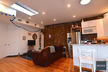 Rented by Bond New York