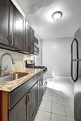 Rented by Executive Towers  | media 15