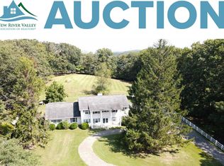 495 Simmons Rd, Christiansburg, VA 24073