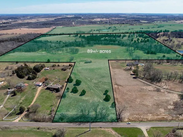 3040 SE Shawnee Heights Rd, Tecumseh, KS 66542