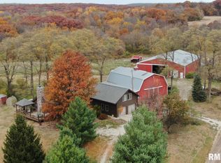 1714 County Road 1950, Victoria, IL 61485