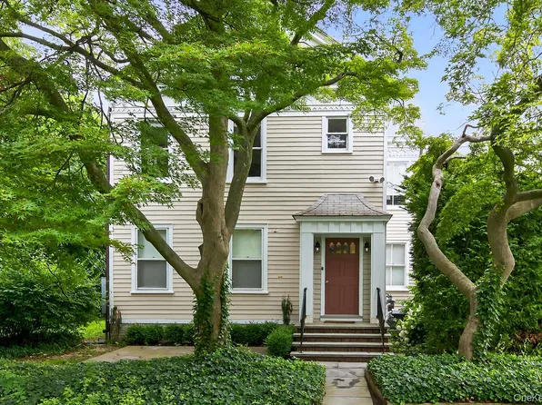 95 High St, Huntington, NY