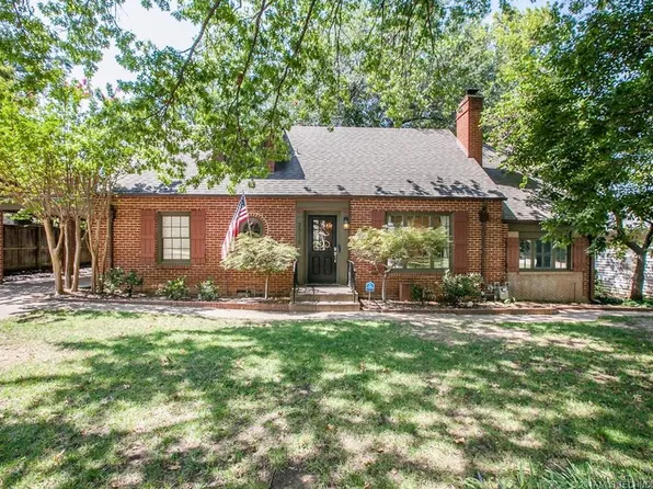 2516 S Columbia Pl, Tulsa, OK 74114