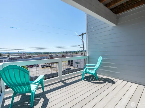 395 NE Washington Avenue, Chehalis, WA 98532