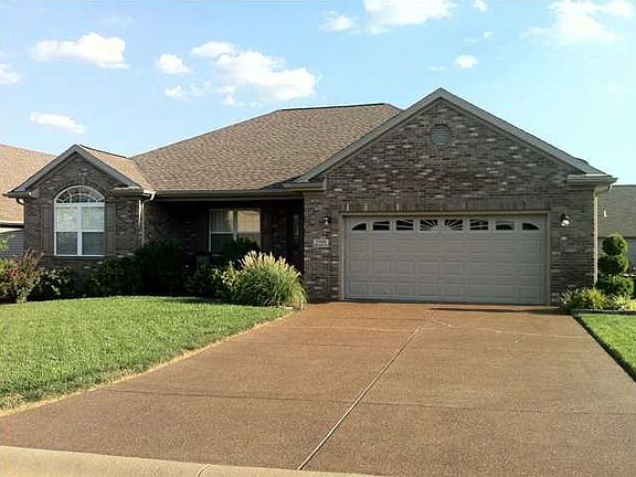 2nd image of 2541 Bonaire Dr