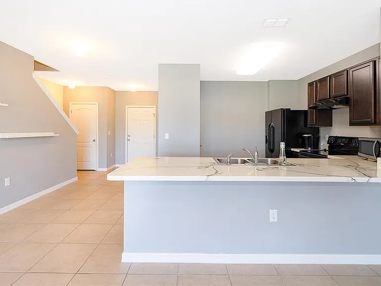 241 Arbor Lakes Dr — Photo 8