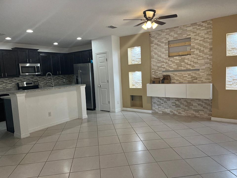 1st image of 2905 Sunstone Dr