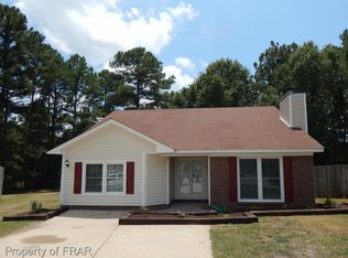 1621 Veanna Dr, Fayetteville, NC 28301