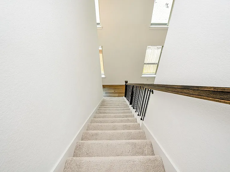 943 Malibu Shore Ln — Photo 43