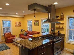 323-325 Elm St #323-3, Cambridge, MA 02139