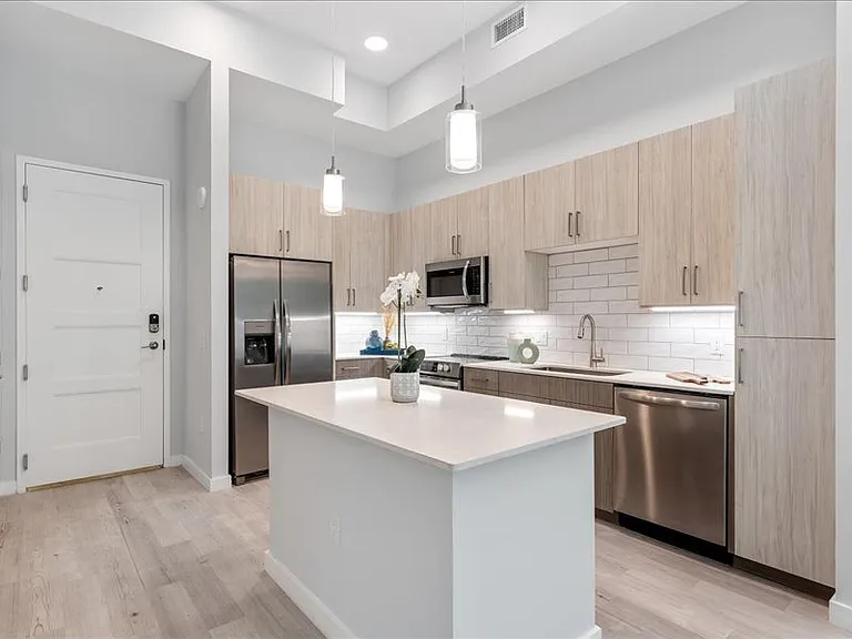 Riverstone Palm Beach — Photo 26