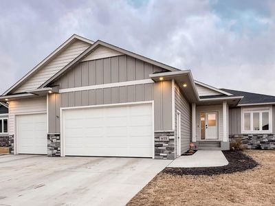 615 Quartzite Ave, Tea, SD, 57064