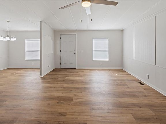 5th image of 6543 Lure Ct
