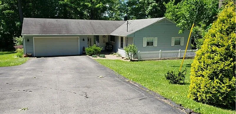 310 Lanewood Dr photo 1