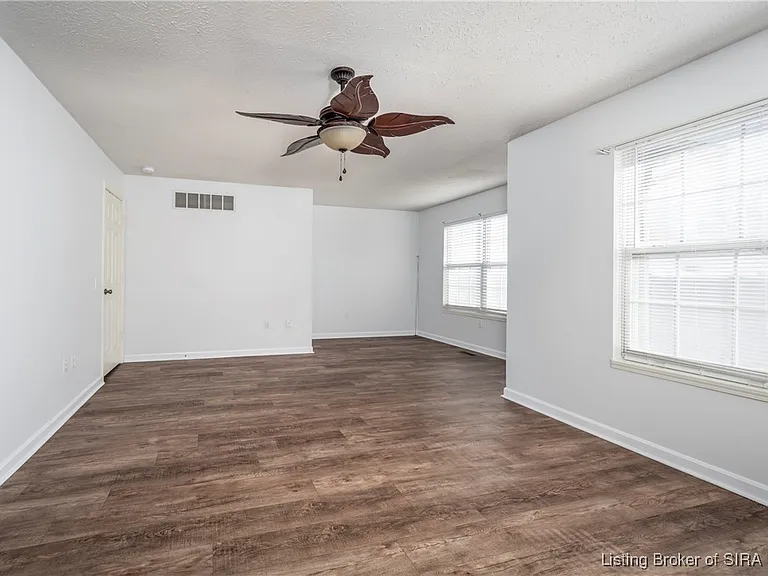 303 Colonial Club Dr — Photo 17