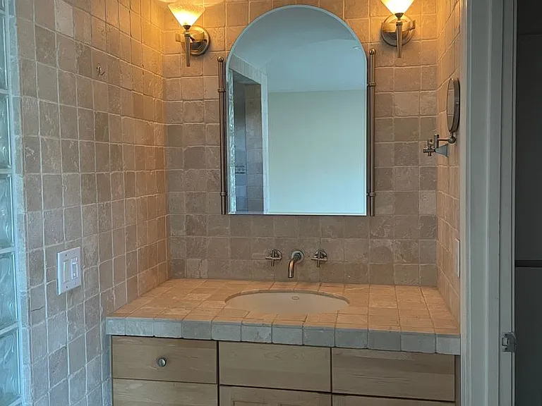 501 Marbella Ln — Photo 11