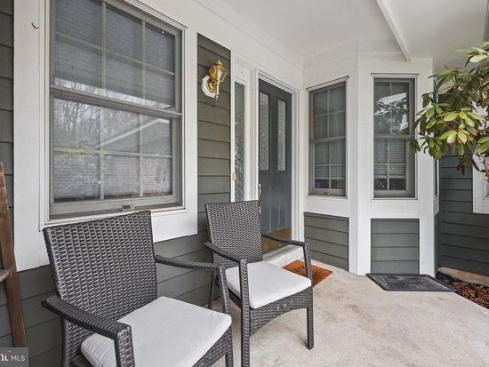 54 Coriander Dr, Princeton, NJ 08540
