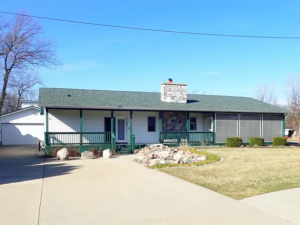 3357 E Beaver Rd, Bay City, MI 48706