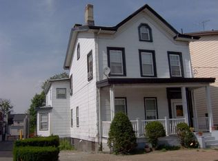 72 Essex St, Hackensack, NJ 07601