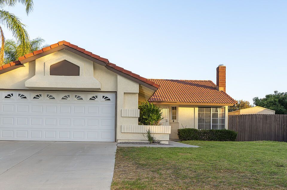 1st image of 524 Ventura Ave