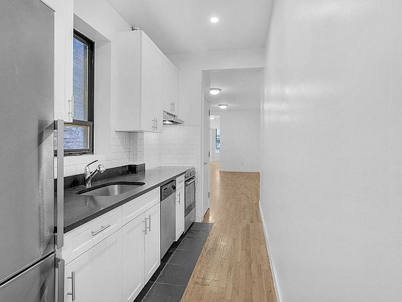 5th image of 315 E 89th St APT 4e