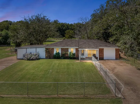 3702 Oak Meadow St, Granbury, TX 76048