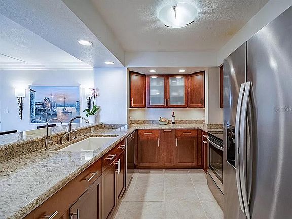 5th image of 450 S Gulfview Blvd SW #407