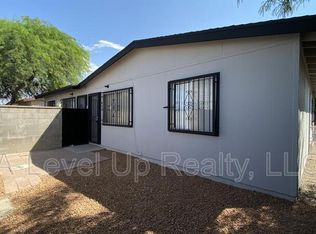 419 E Thoroughbred St, Tucson, AZ 85706