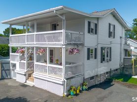 64 George St, Stamford, CT