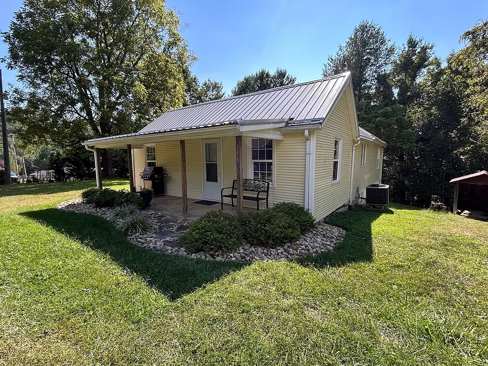 156 Thomas Hill Rd
