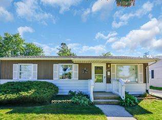 2525 Diane Ave, Racine, WI 53404