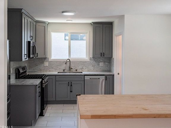 2nd image of 1522 N Benton Way