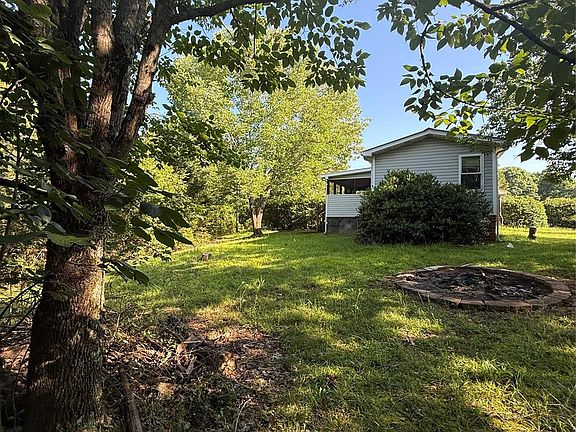 5th image of 6006 Vanderhorst Dr