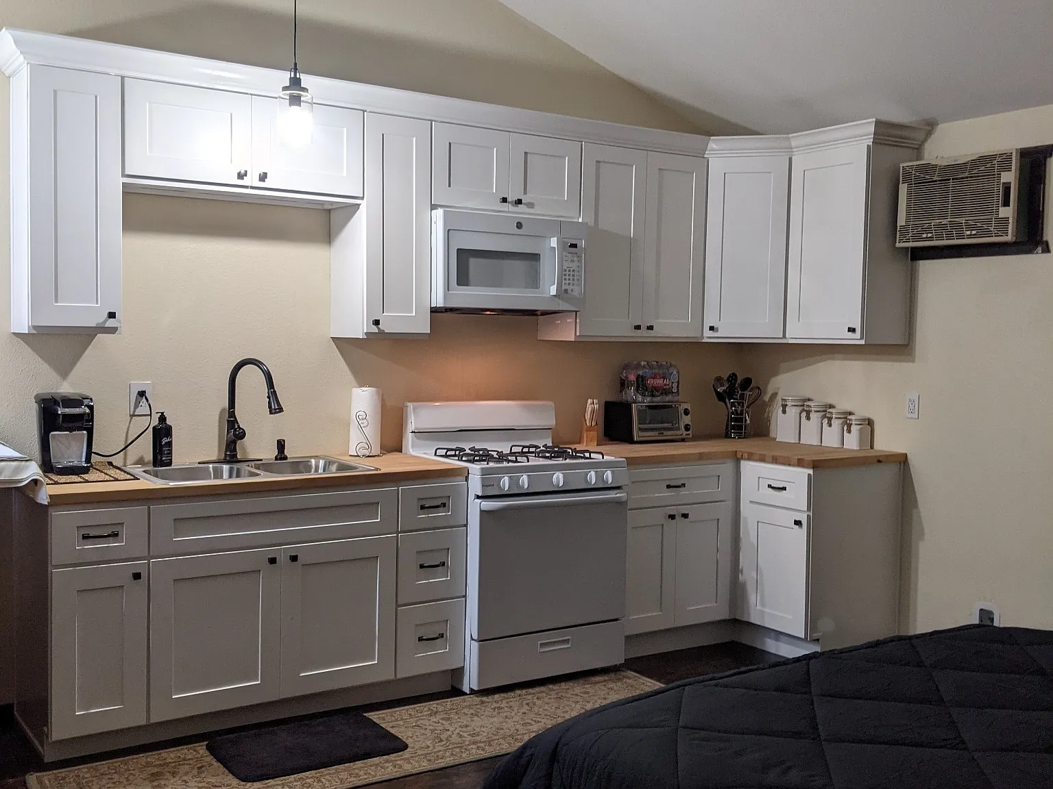 Studio, 500 sqft, $1,850 — Photo 3