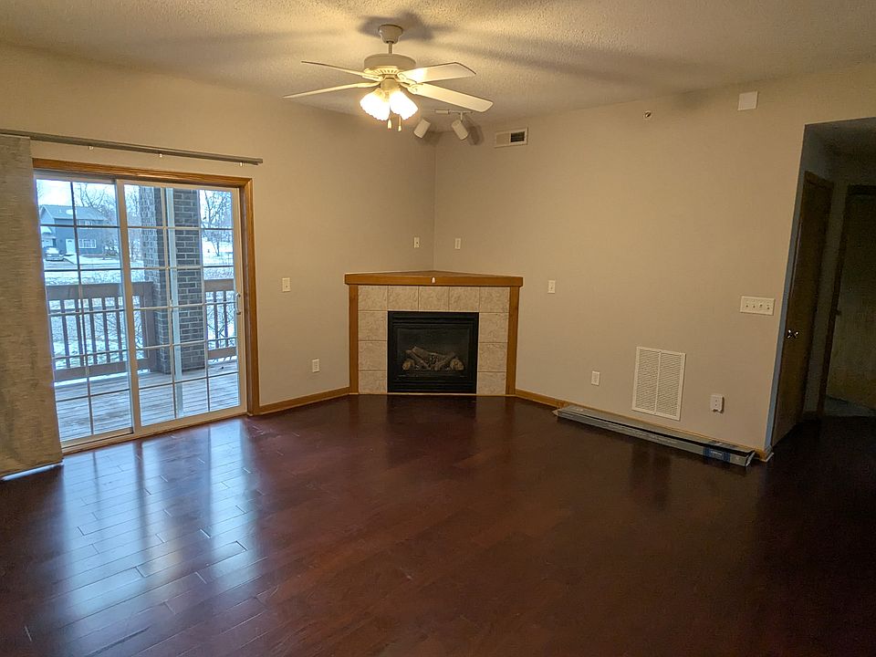 1st image of 80 Circle Dr APT 8