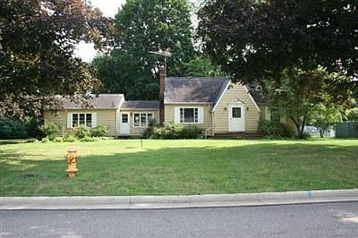 1st image of 1958 Parkgate Ave